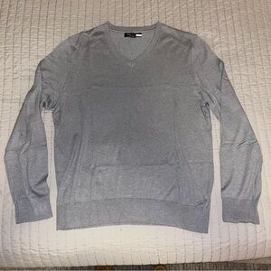 Banana Republic Men's Light Gray V-Neck Sweater